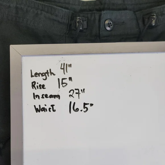 Needles - Picture 13 of 13